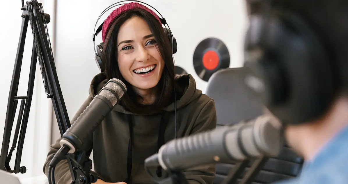 podcast intros that attract listeners: girl in front of microphone